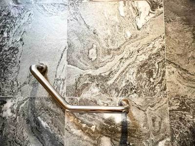Grab-Bars